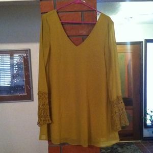 70's inspired shift dress