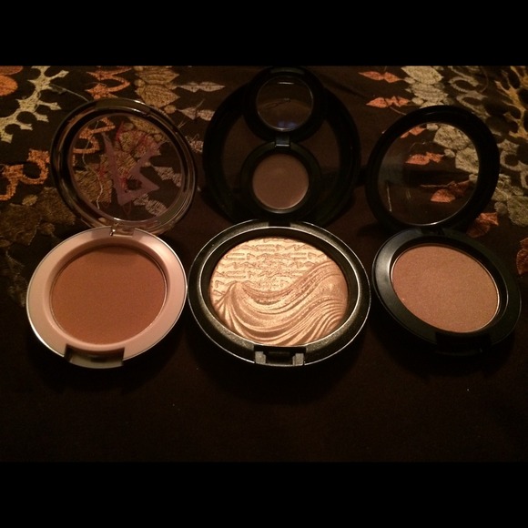 Mac Make-Up Bundle