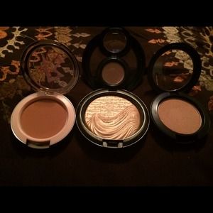 Mac Make-Up Bundle