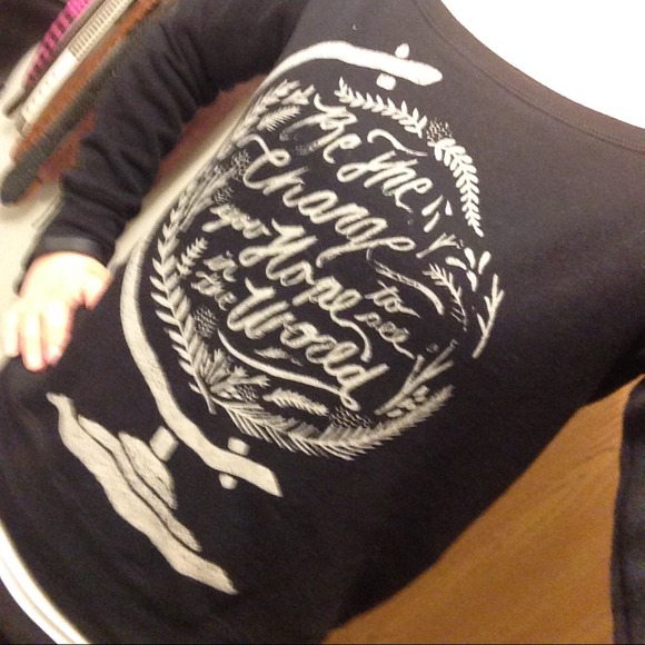 Printed super soft long sleeve wide neck, size S - Picture 2 of 2