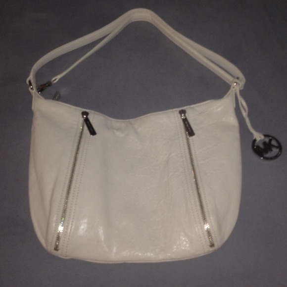 🌟Michael Kors leather purse🌟