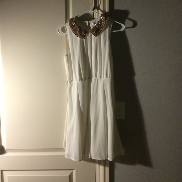 Pinky creme colored dress