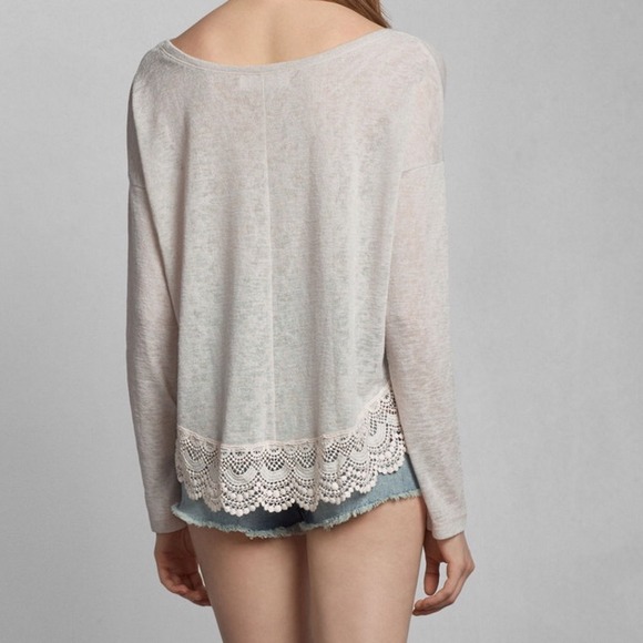 Abercrombie & Fitch Eyelash Lace Crop Sweater M - Picture 3 of 4