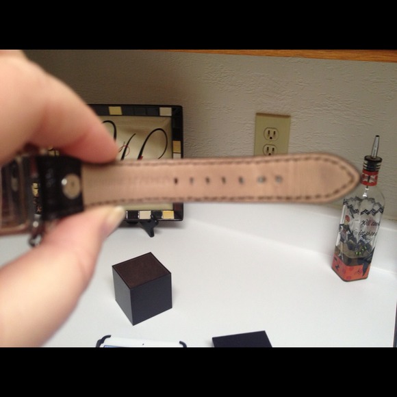 Extra pictures of authentic Michael Kors watch main image 4
