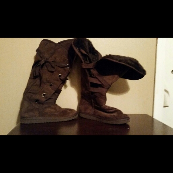 Brown boots