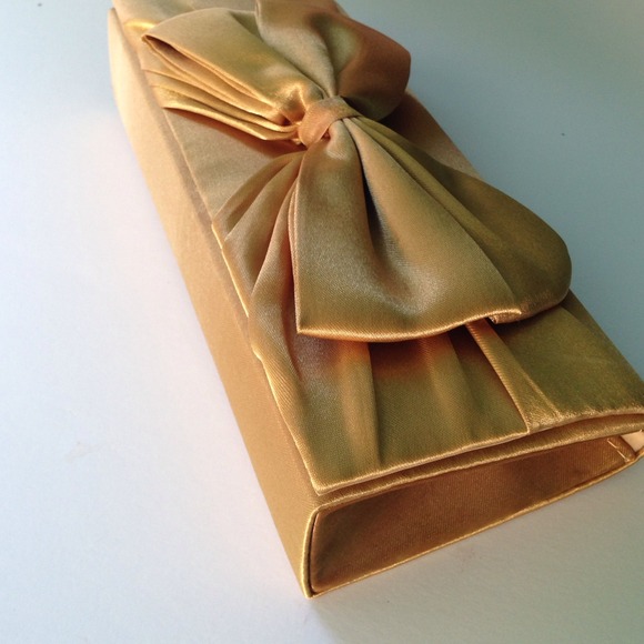 NWOT Jessica McClintock Satin Clutch - Picture 3 of 4