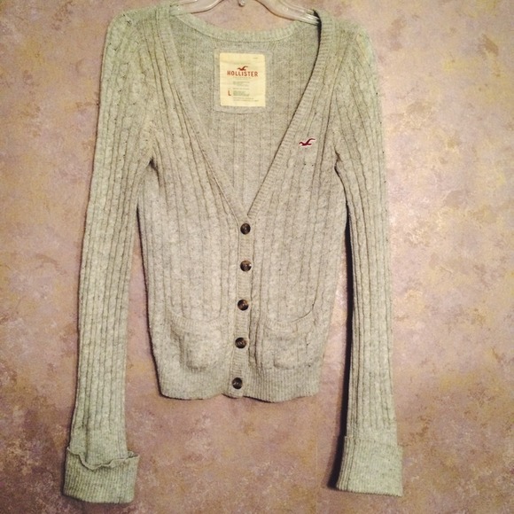 Hollister sweater - Picture 1 of 2