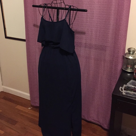 Chiffon side slit spaghetti straps maxi dress