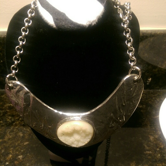 Thick silver necklace