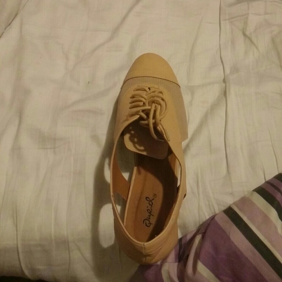 Shoes - Picture 3 of 3