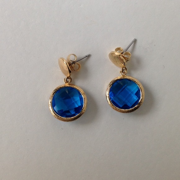 60 off Sissy Yates Jewelry BUNDLED Gold sapphire blue crystal