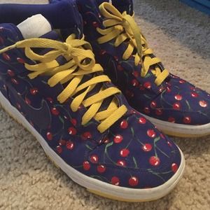 Nike high tops! Price firm!