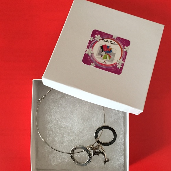 NEW Dolphin charm bangle, silver, one size