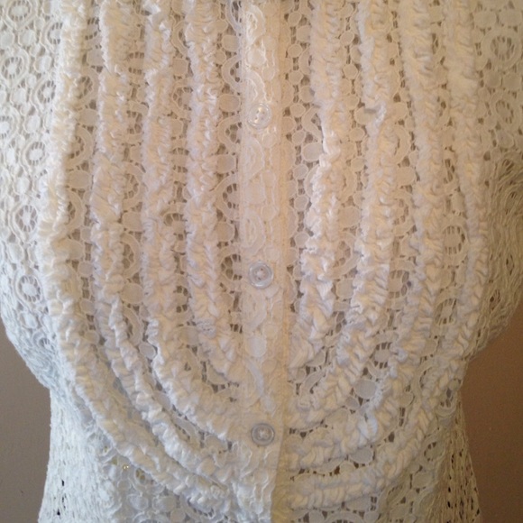 Van Heusen Lace button up - Picture 4 of 4