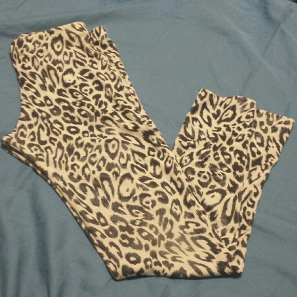 Snow Leopard print