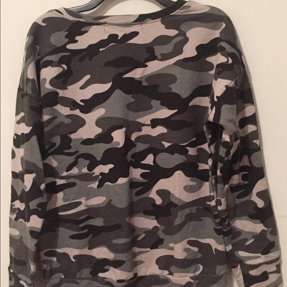 Cameo Vintage Havana Sweatshirt - Picture 3 of 3