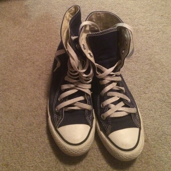 Converse size 6