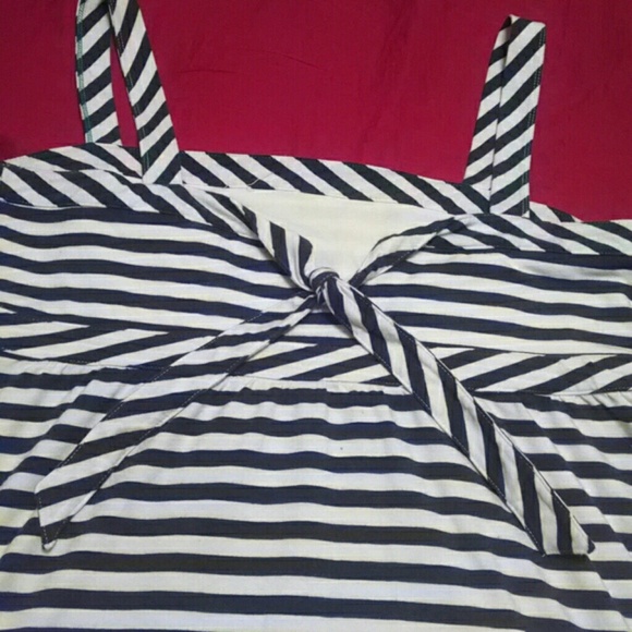 AE Striped Dress - Picture 3 of 4