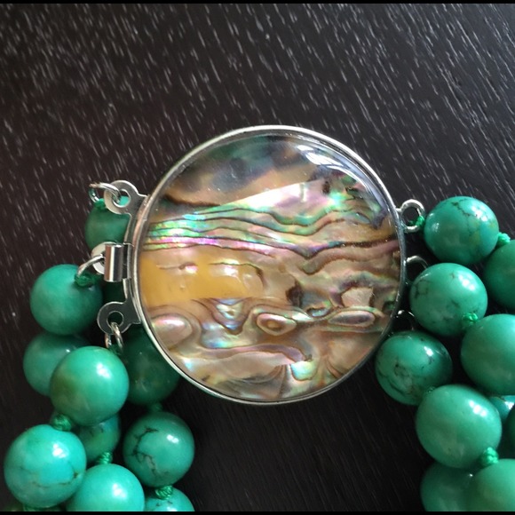 NWOT Green Turquoise Bracelet - Picture 2 of 3