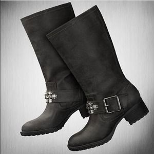 Brand new Vera wang boots