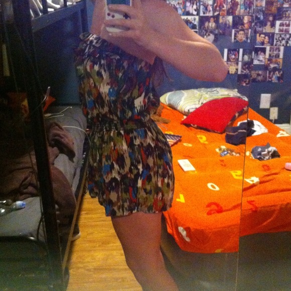 Multicolored Strapless Romper - Picture 3 of 4