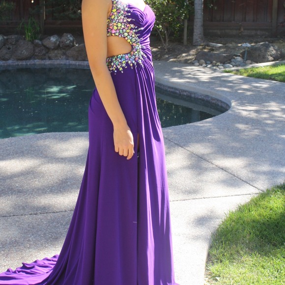 PROM DRESS - Picture 4 of 4