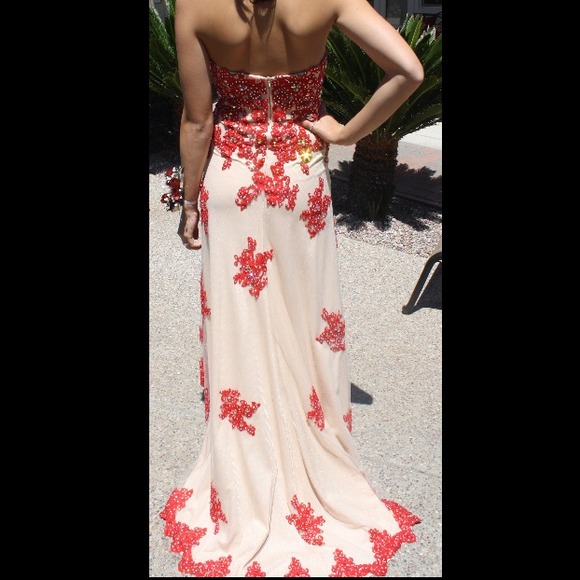 PROM DRESS - Picture 4 of 4