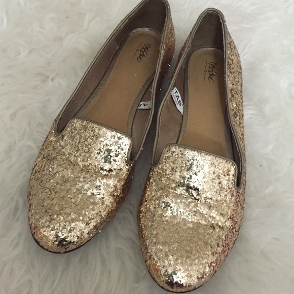 Shoes - Gold Glitter Flat