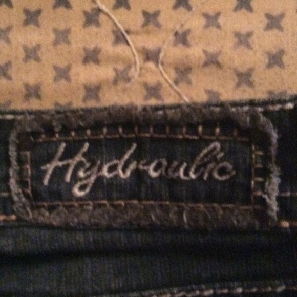 Dark wash shorts - Picture 2 of 4