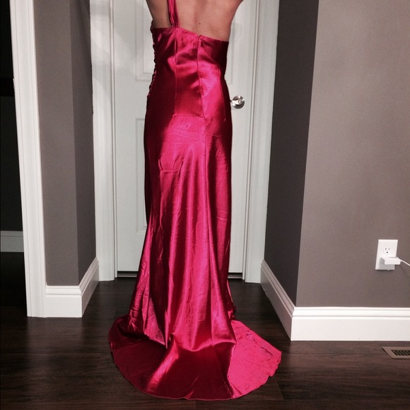 Prom dress - Picture 3 of 4