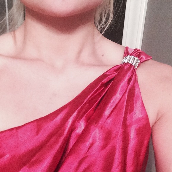 Prom dress - Picture 4 of 4