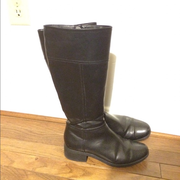 Black riding boots
