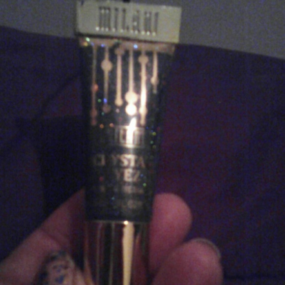 Milani Crystal Eyez