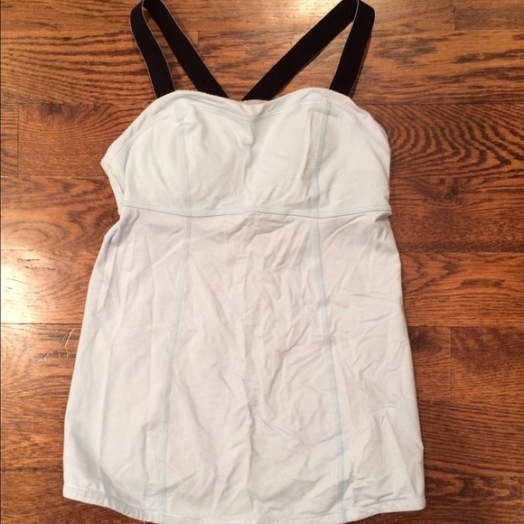 Lululemon tank