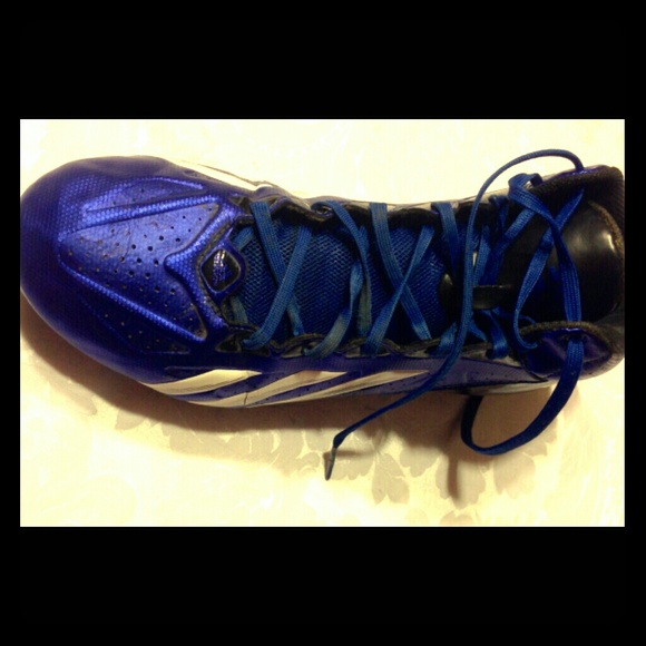 Adidas mens football cleats Size 11