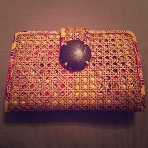 Adorable Vera Bradley Bamboo clutch