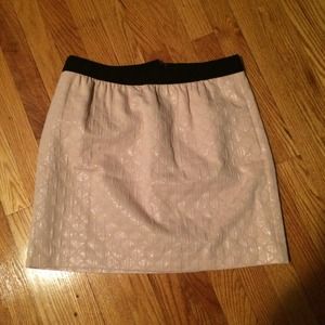 🚫SOLD🚫LOFT pink/black patterned mini