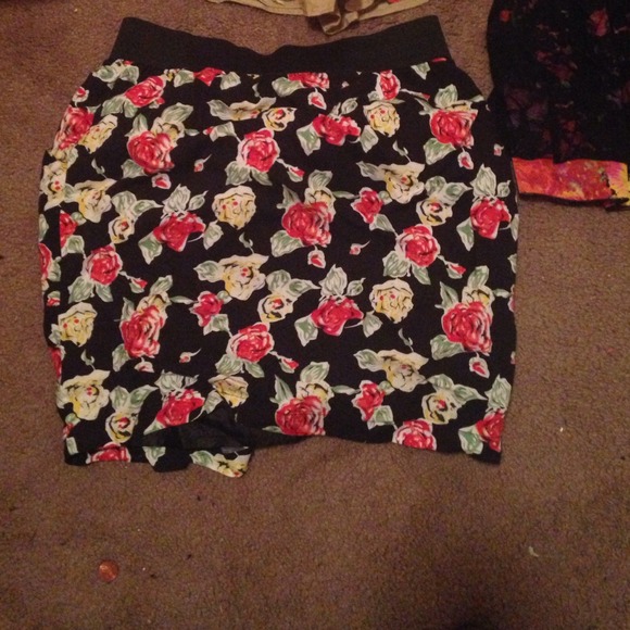 Skirts. Two A&F, one old navy, two jcpenny. - Picture 2 of 4