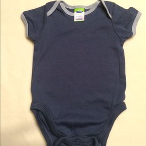 Old navy baby top, blue, 3-6 month