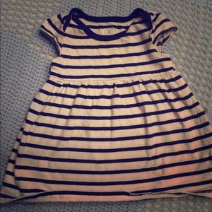 Old Navy baby girl navy striped dress. 3-6 month