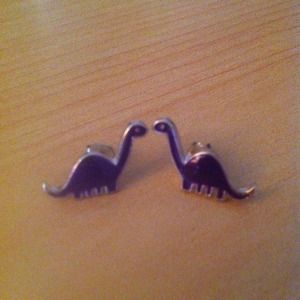 Dino Studs
