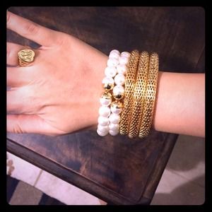 Gold Pearl Bracelet