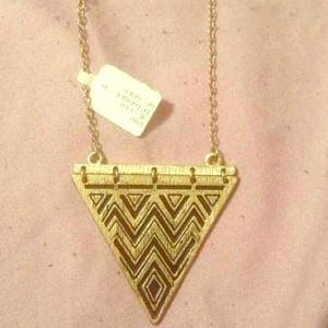 Aztec NWT necklace
