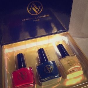 Adrienne Vittadini Luxury Nail Polish