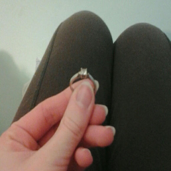 Ring - Picture 4 of 4