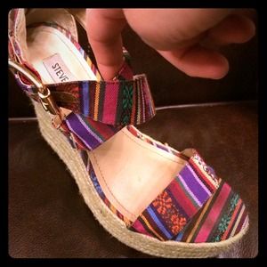 Steve Madden Aztec Fabric Wedge Sandals