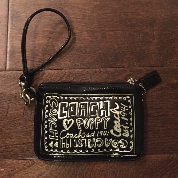 Coach poppy wristlet