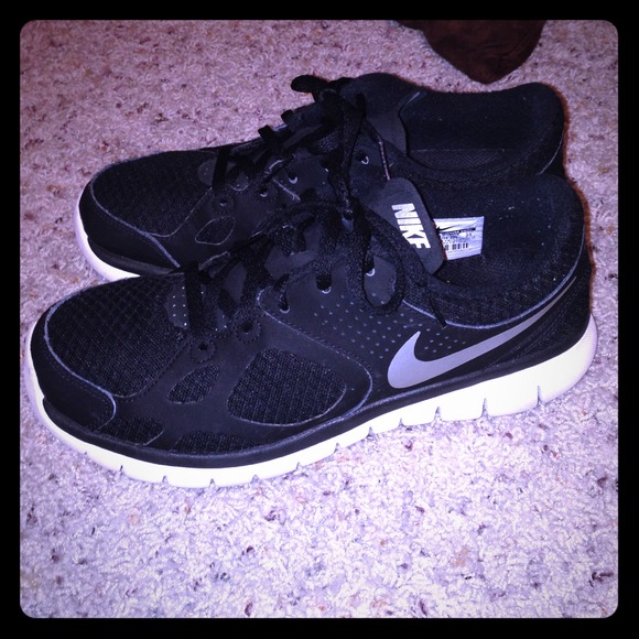 Black Nike Running Shoes