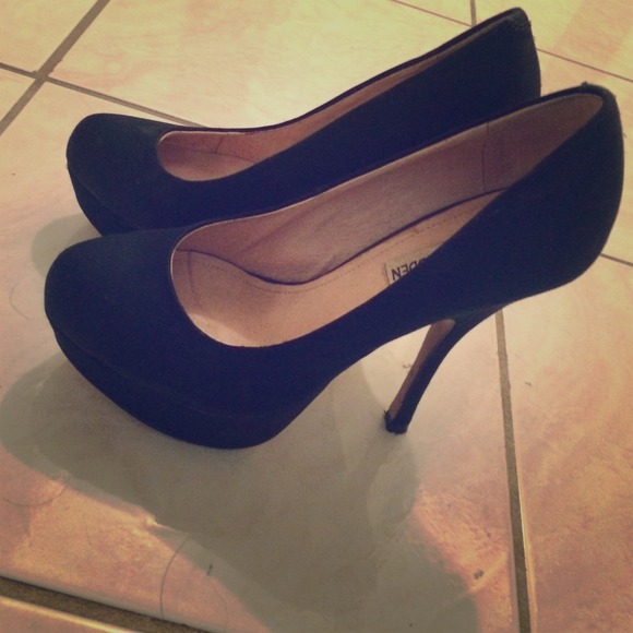 Gently worn Steve Madden heels