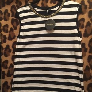 Cotton on Sleeveless blouse